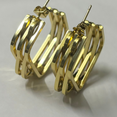 Anti tarnish hoop earring