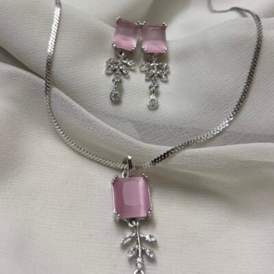 The Closet's Special Cubic Zirconia Pink Pendant Set