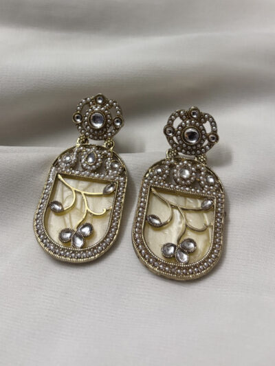 High Quality Kundan with MOP dangler
