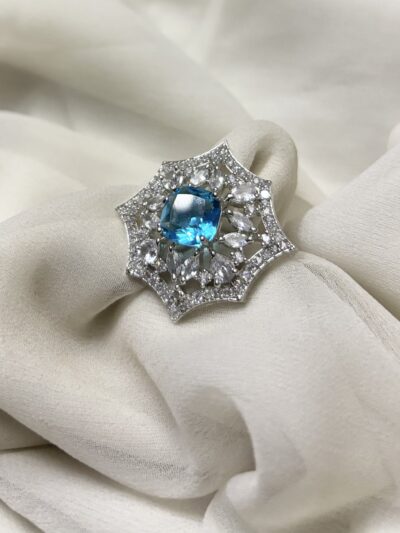 Adjustable cocktail ring