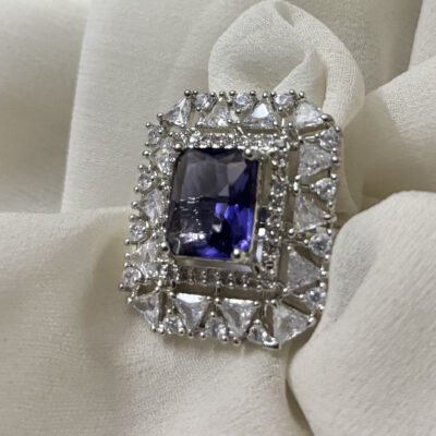 Adjustable cocktail ring