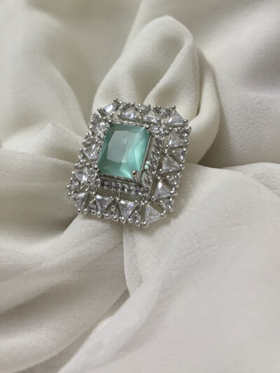 Adjustable cocktail ring