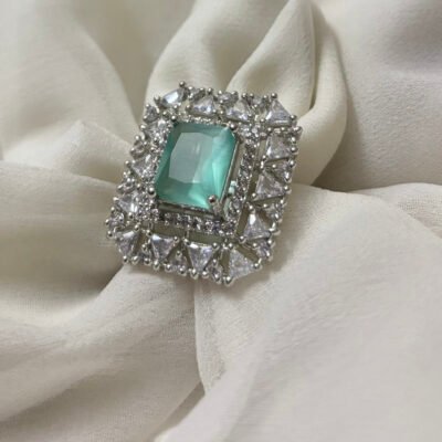 Adjustable cocktail ring
