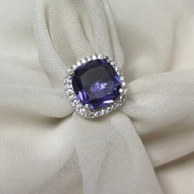 Cubic zirconia ring