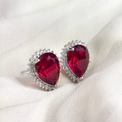 Premium Quality Drop Shape Solitaire CZ Stud