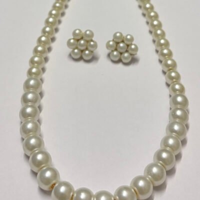 Beautiful Single Layer Pearl Mala Set