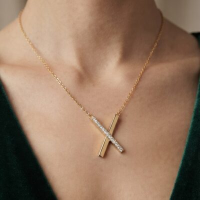 Anti-Tarnish Gold Cross Bar Pendant Chain for Women | Waterproof Stainless Steel Minimalist Chain